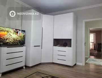 2-комнатная квартира, этаж 8 из 10, 69 м²