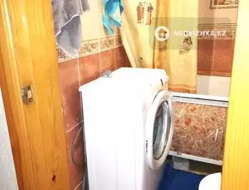 1-комнатная квартира, этаж 2 из 4, 32 м²