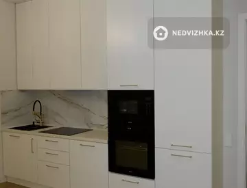 2-комнатная квартира, этаж 5 из 13, 68 м²