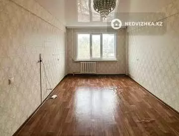 2-комнатная квартира, этаж 3 из 5, 52 м²