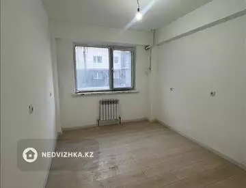 3-комнатная квартира, этаж 1 из 5, 75 м²