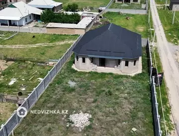 5-комнатный дом, 10 соток, 230 м²