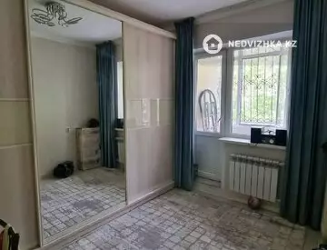3-комнатная квартира, этаж 2 из 5, 65 м²