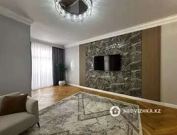 3-комнатная квартира, этаж 3 из 8, 122 м²