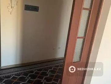 1-комнатная квартира, этаж 9 из 9, 40 м²