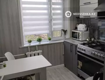 2-комнатная квартира, этаж 3 из 5, 44 м²