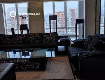 3-комнатная квартира, этаж 12 из 14, 175 м², на длительный срок