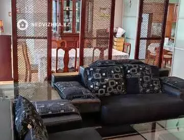 3-комнатная квартира, этаж 12 из 14, 175 м², на длительный срок