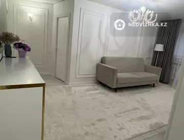 3-комнатная квартира, этаж 4 из 4, 58 м²