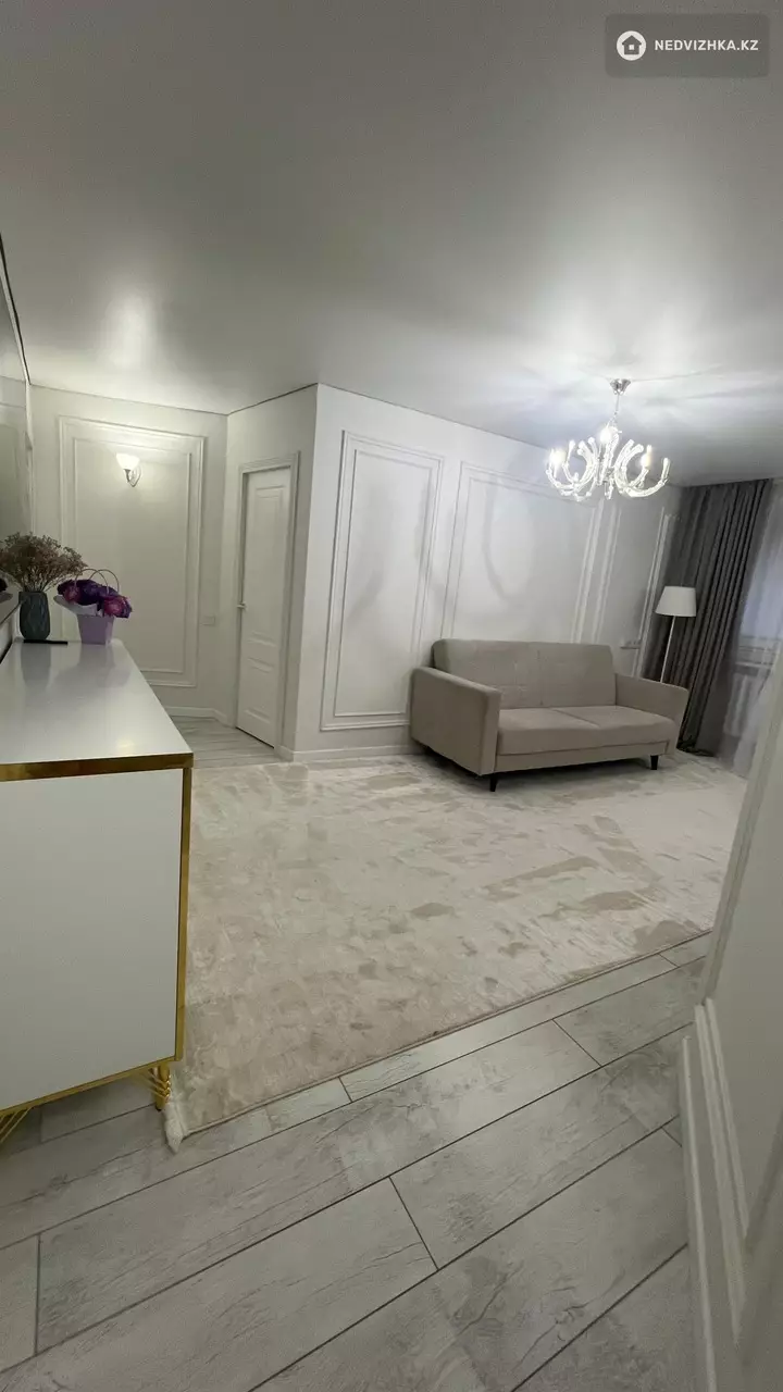 58.1 м², 3-комнатная квартира, этаж 4 из 4, 58 м², изображение - 1