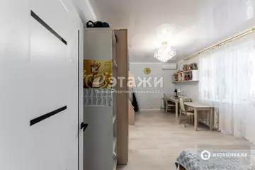 2-комнатная квартира, этаж 17 из 21, 63 м²