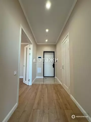 1-комнатная квартира, этаж 10 из 14, 42 м²