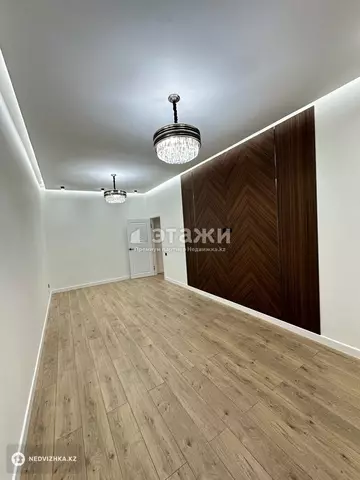 2-комнатная квартира, этаж 6 из 12, 61 м²
