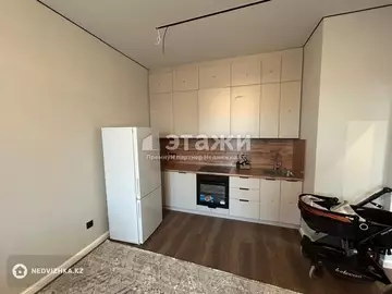 2-комнатная квартира, этаж 4 из 12, 40 м²