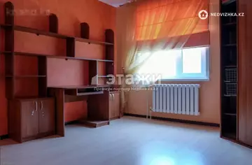 4-комнатная квартира, этаж 6 из 9, 110 м²
