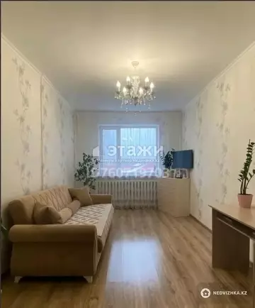 1-комнатная квартира, этаж 4 из 5, 42 м²