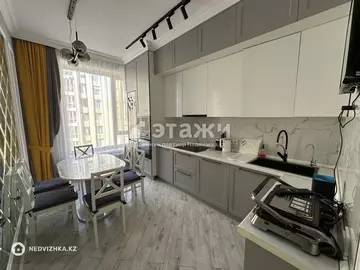 3-комнатная квартира, этаж 6 из 10, 80 м²