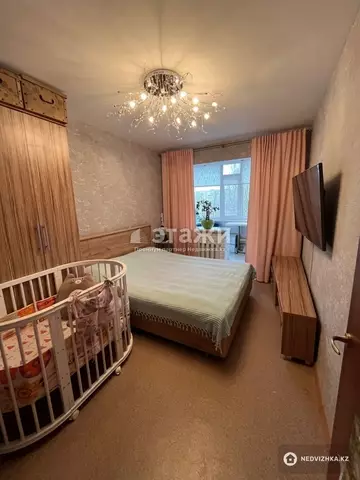 3-комнатная квартира, этаж 3 из 5, 51 м²