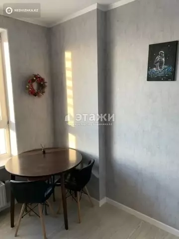 2-комнатная квартира, этаж 4 из 22, 62 м²