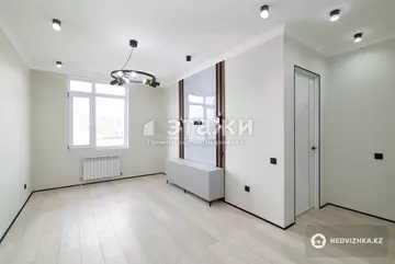 2-комнатная квартира, этаж 7 из 9, 37 м²