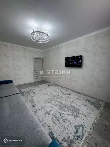 2-комнатная квартира, этаж 3 из 12, 43 м²