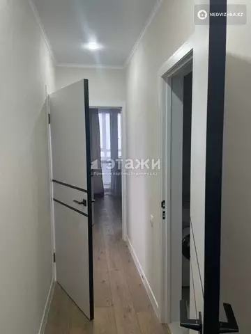 2-комнатная квартира, этаж 9 из 22, 42 м²