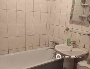 2-комнатная квартира, этаж 1 из 5, 42 м²
