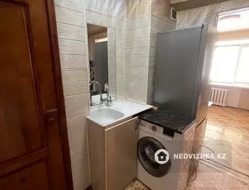 1-комнатная квартира, этаж 4 из 5, 18 м²