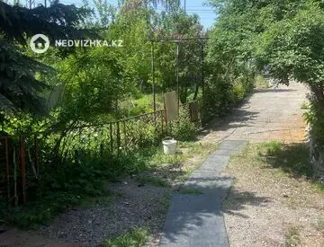 2-комнатный дом, 2 соток, 45 м², на длительный срок