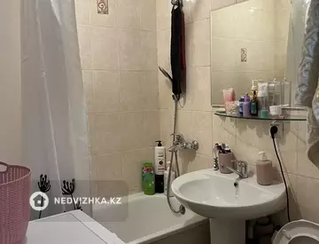 3-комнатная квартира, этаж 2 из 4, 54 м²