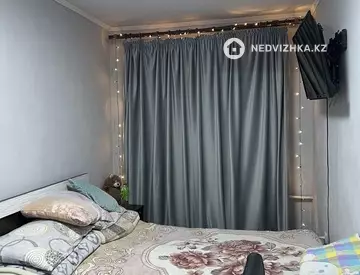 3-комнатная квартира, этаж 2 из 4, 54 м²