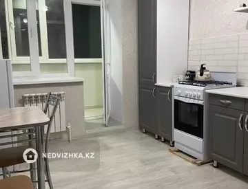 1-комнатная квартира, этаж 6 из 7, 45 м², посуточно
