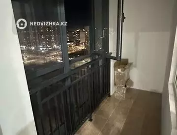 1-комнатная квартира, этаж 10 из 10, 39 м²