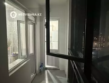 1-комнатная квартира, этаж 10 из 10, 39 м²