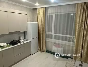 1-комнатная квартира, этаж 10 из 10, 39 м²