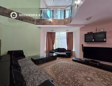 7-комнатный дом, 14 соток, 560 м²
