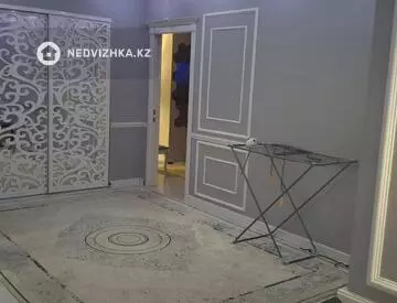3-комнатная квартира, этаж 5 из 6, 90 м²