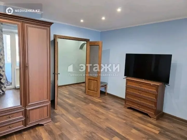70 м², 3-комнатная квартира, этаж 12 из 12, 70 м², изображение - 1