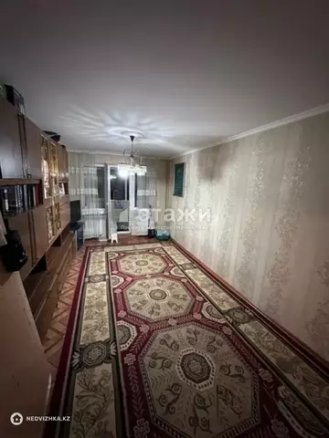 2-комнатная квартира, этаж 3 из 4, 48 м²