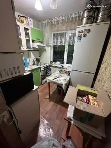 2-комнатная квартира, этаж 3 из 4, 48 м²