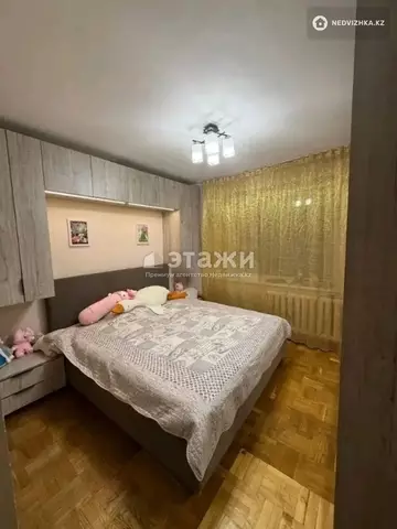 3-комнатная квартира, этаж 4 из 5, 62 м²