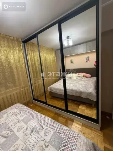 3-комнатная квартира, этаж 4 из 5, 62 м²
