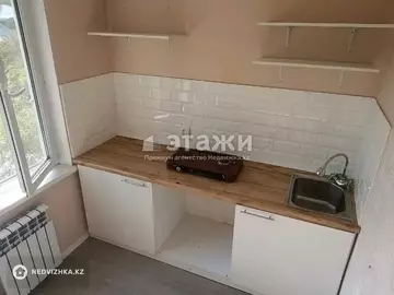 2-комнатная квартира, этаж 4 из 5, 44 м²