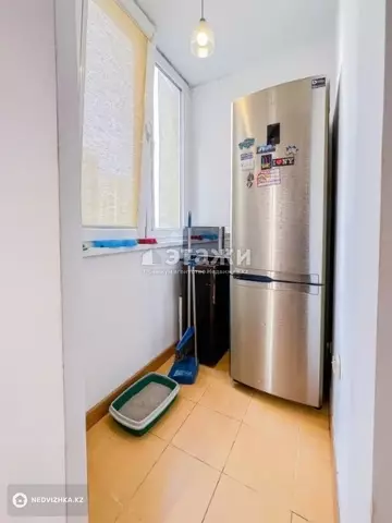 3-комнатная квартира, этаж 4 из 17, 72 м²