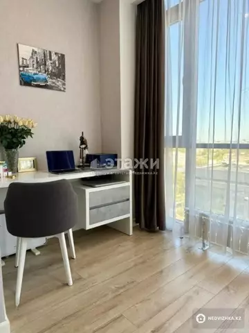 3-комнатная квартира, этаж 13 из 16, 82 м²