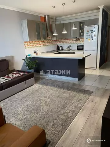 2-комнатная квартира, этаж 7 из 18, 75 м², на длительный срок
