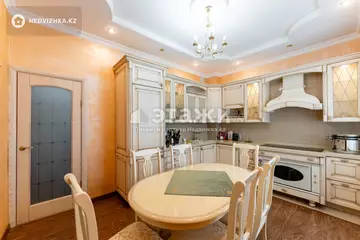 184.7 м², 4-комнатная квартира, этаж 11 из 12, 185 м², изображение - 25