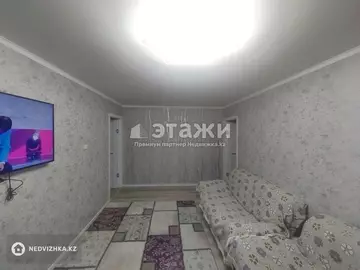 2-комнатная квартира, этаж 4 из 5, 45 м²