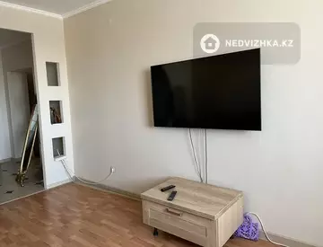 3-комнатная квартира, этаж 4 из 9, 90 м²