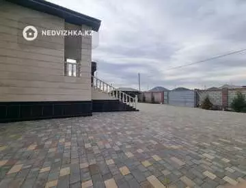 7-комнатный дом, 15 соток, 410 м²